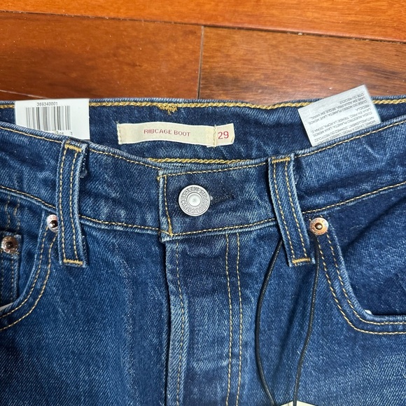 NWT.  Classic Rib Cage Boot Cut - Picture 5 of 6